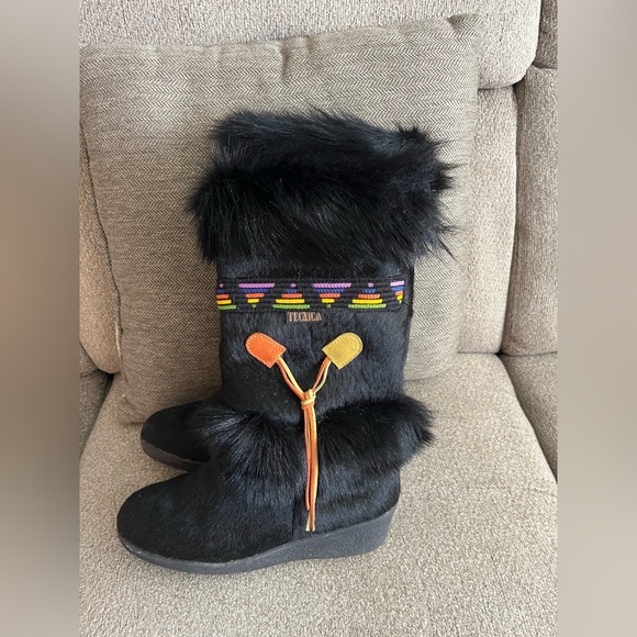 Tecnica Vintage Women’s Black Fur Scandia Apres Ski Boots Size 40 (size 9 US)